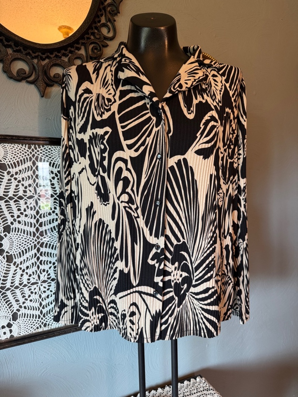 Adrianna Papell Black and White Floral Pleated Blouse